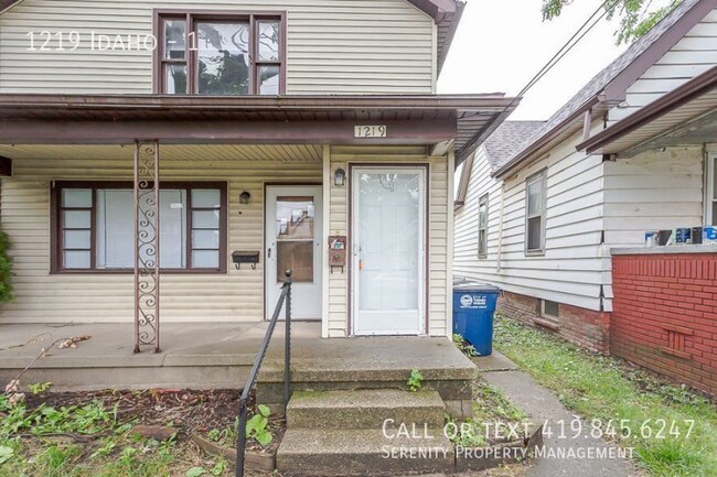 Building Photo - 1219 Idaho St
