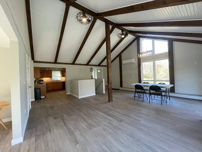 Foto del edificio - 832 VT-15