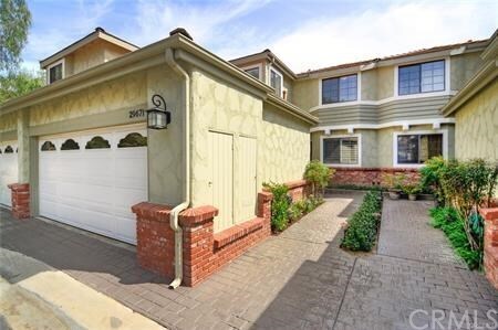 Foto principal - 29671 Strawberry Hill Dr