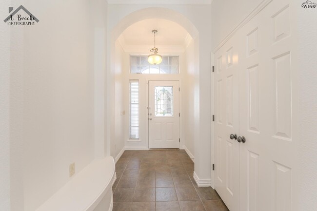 Foto del edificio - 4937 Silver Crest Dr