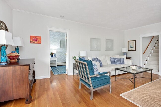 Building Photo - 37 Almy St
