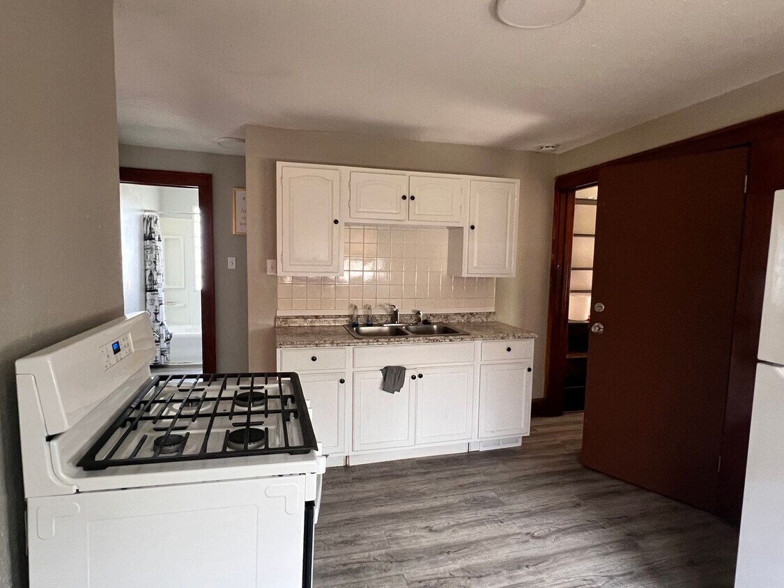 Primary Photo - 3264 N 37th St