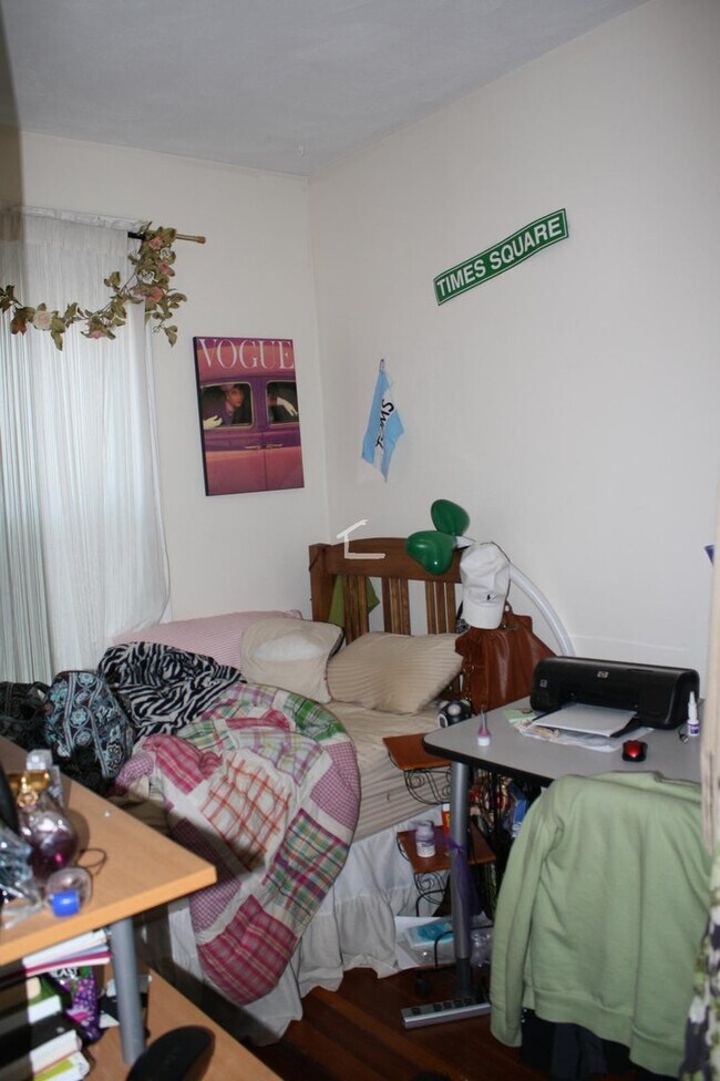 Foto del edificio - 23 Phillips St