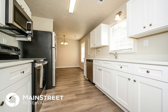 Building Photo - 78 Norman Rd