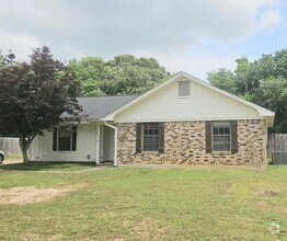 Building Photo - 9420 Burnt Tree Dr