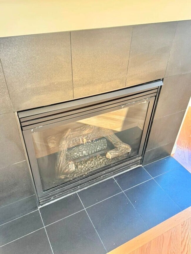 Foto del edificio - Modern 2-Bedroom, 2-Bathroom West Seattle Townhome