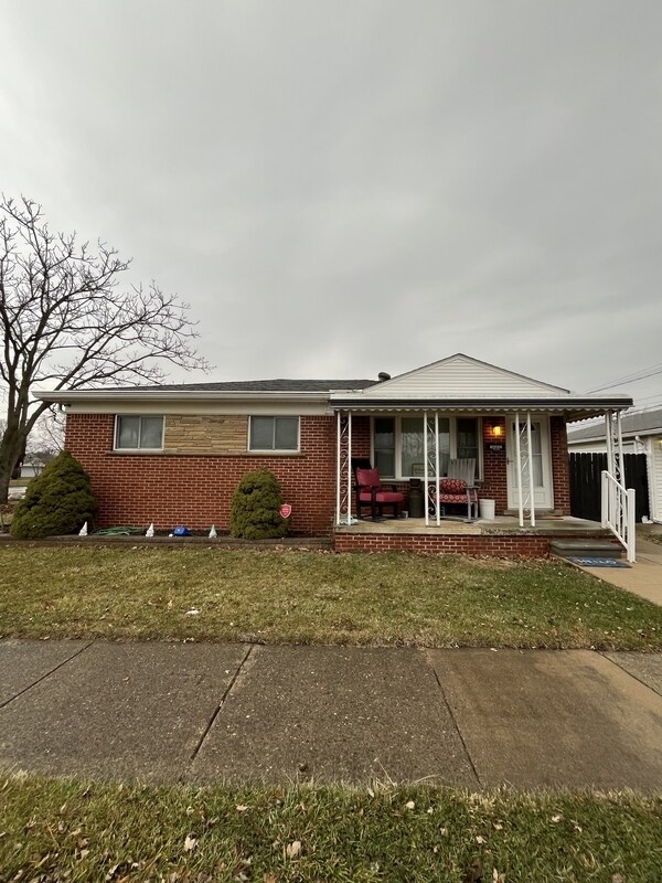 Foto del edificio - 14371 Trenton Rd