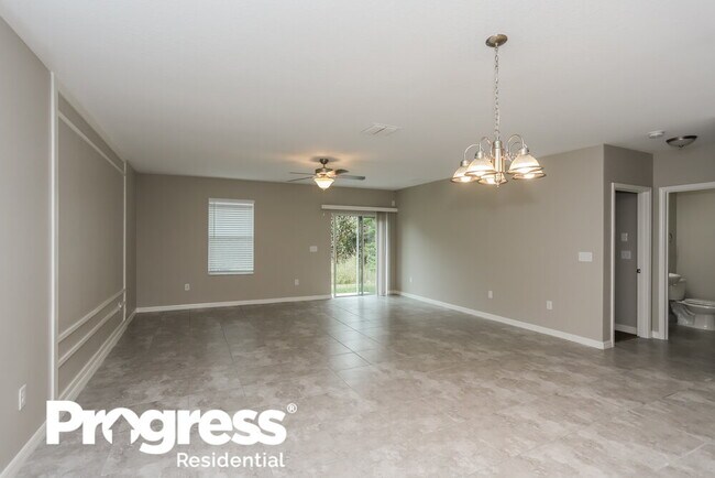 Building Photo - 1222 Oak Pond St