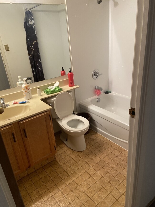 Photo du bâtiment - 430 5th Ave N