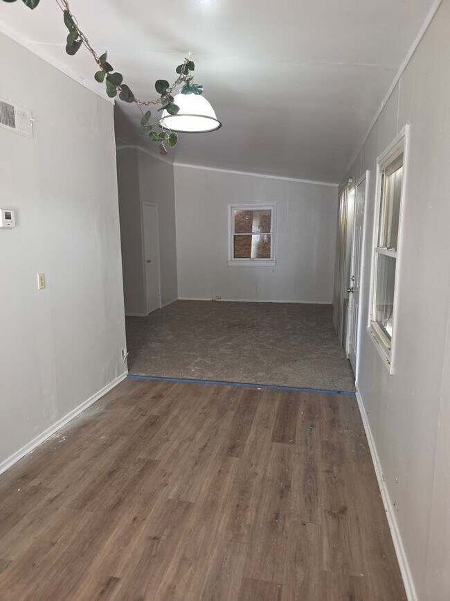 Foto del edificio - LIMITED TIME**NO APPLICATION FEE**1/2 OFF DEPOSIT**