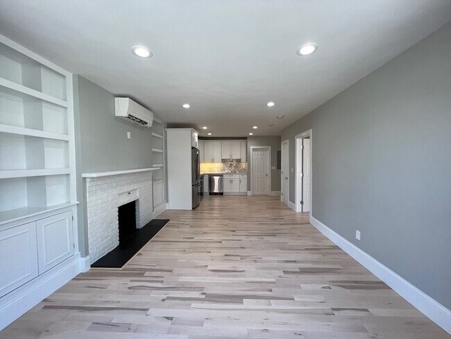 Foto del edificio - 495-497-497 Beacon St