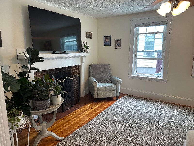 Primary Photo - 78 Fairview Ave