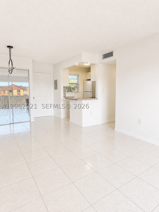 Foto del edificio - 6095 W 18th Ave