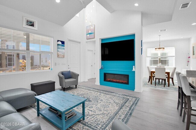 Foto del edificio - 533 Margaritaville Ave