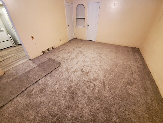 living area - 353 Lawton St
