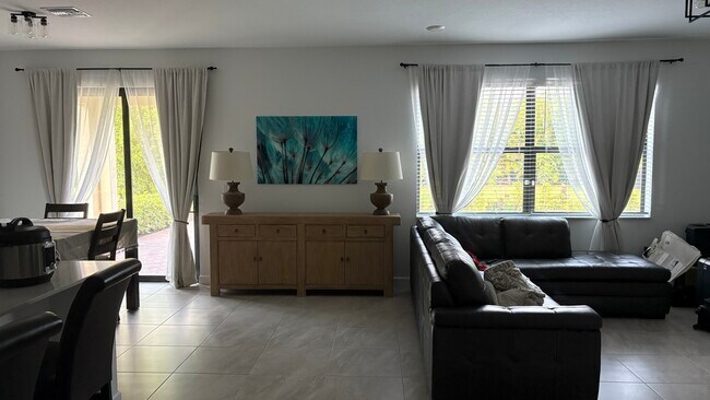 Foto del edificio - 3155 Streng Ln