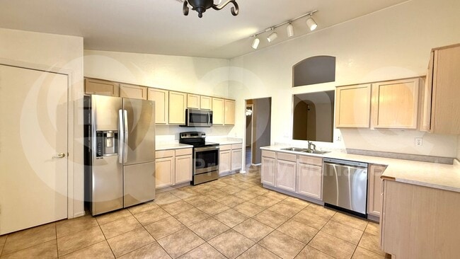 Foto del edificio - 9256 W Purdue Ave