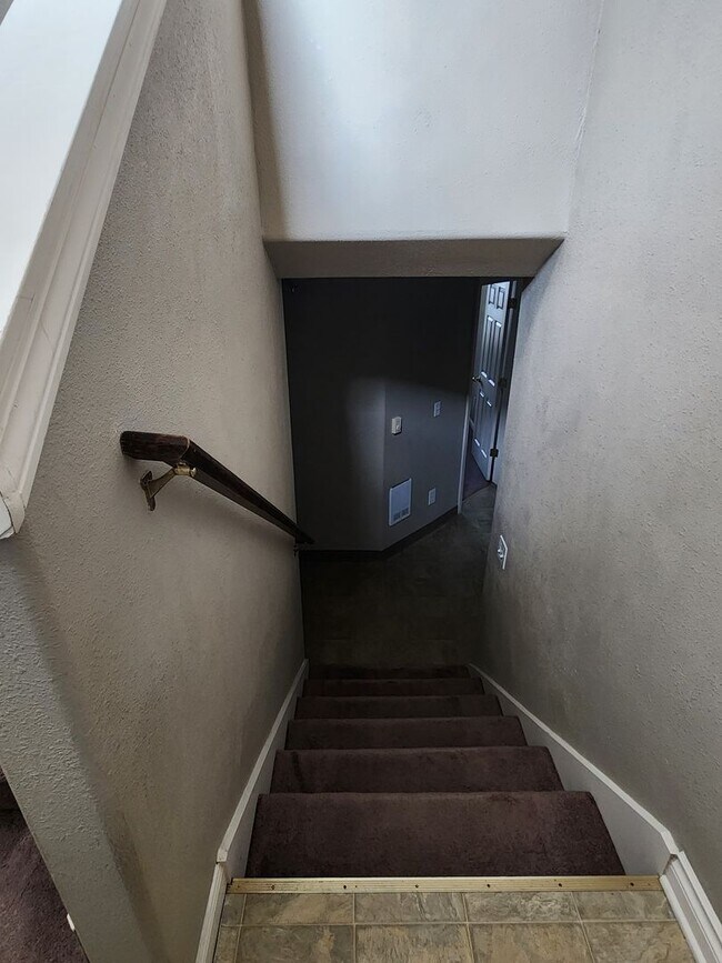 Foto del edificio - 204 N Harrison St