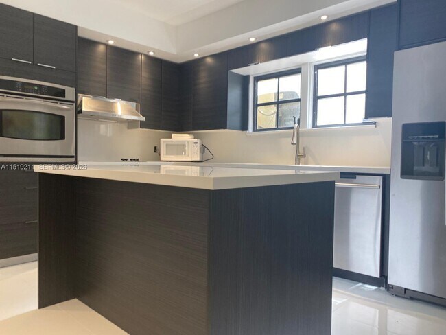 Foto del edificio - 8900 NE 1st Ave