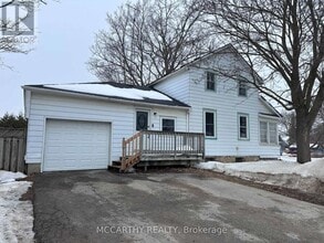 Building Photo - 168 Victoria St