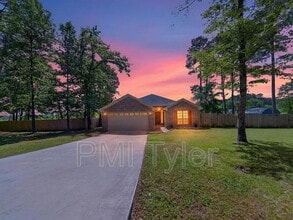 Building Photo - 17171 Mary Martin Dr