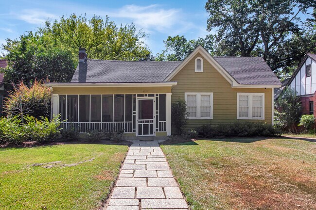 Building Photo - 4097 Redwing Ave