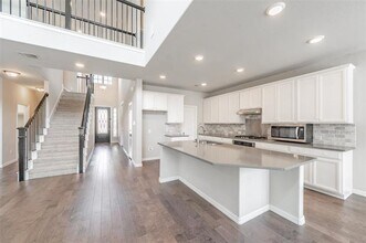 Building Photo - 1421 Tanglewood Trail