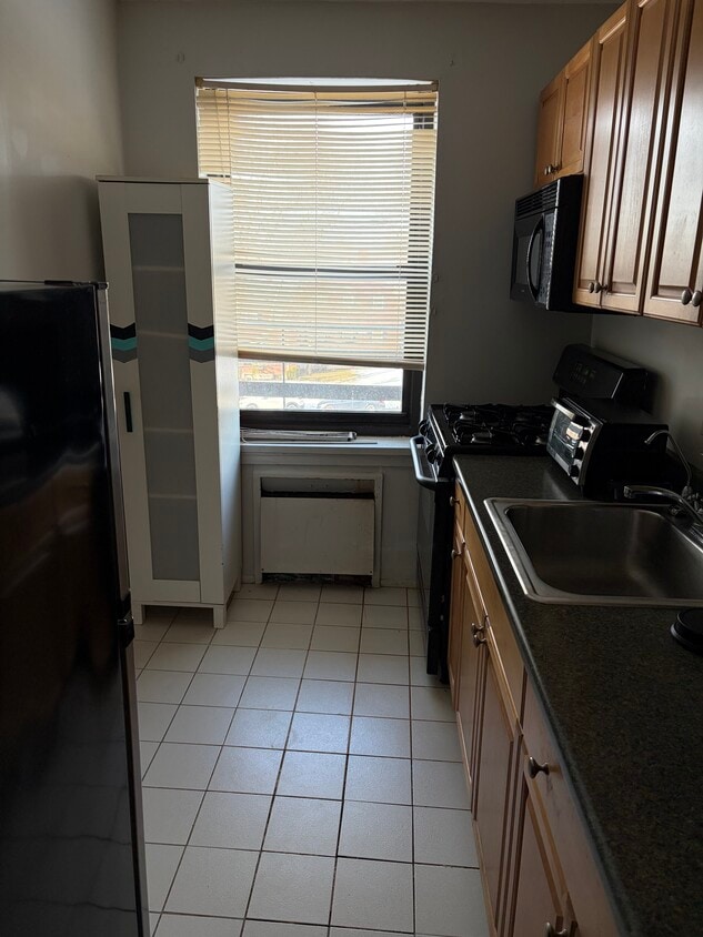 Building Photo - 21308 73rd Ave