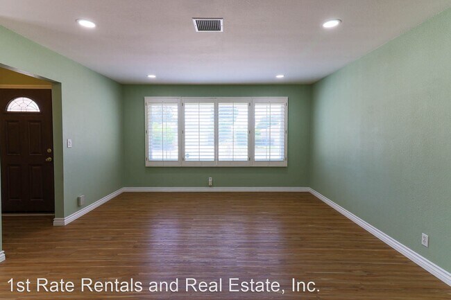 Building Photo - 2 br, 1 bath House - 6392 San Diego Ave