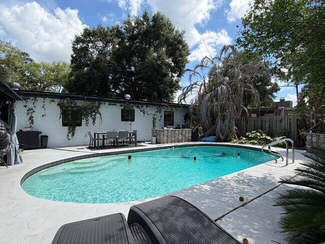 Photo - 3000 Lake Margaret Dr House