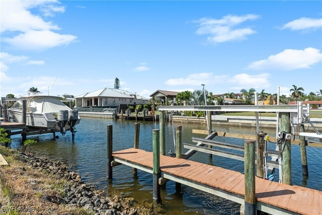 Building Photo - 1589 Osprey Ave