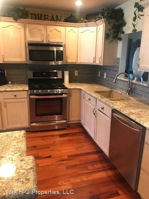 Building Photo - 3 br, 2 bath House - 2417 Winterberry Ln