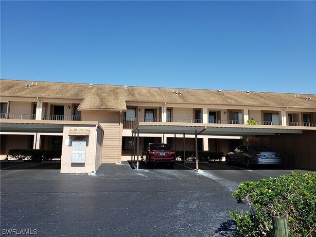 Foto del edificio - 1011 SE 38th Terrace