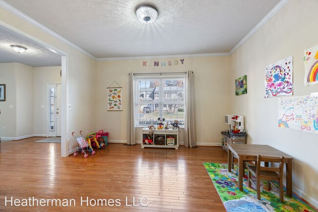 Building Photo - 4 br, 3.5 bath House - 4110 Derbyshire Lane