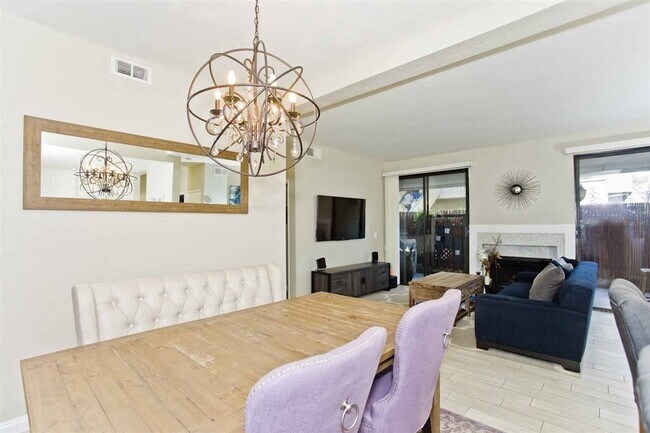 Living Room/ Dining Room - 2218 River Run Dr