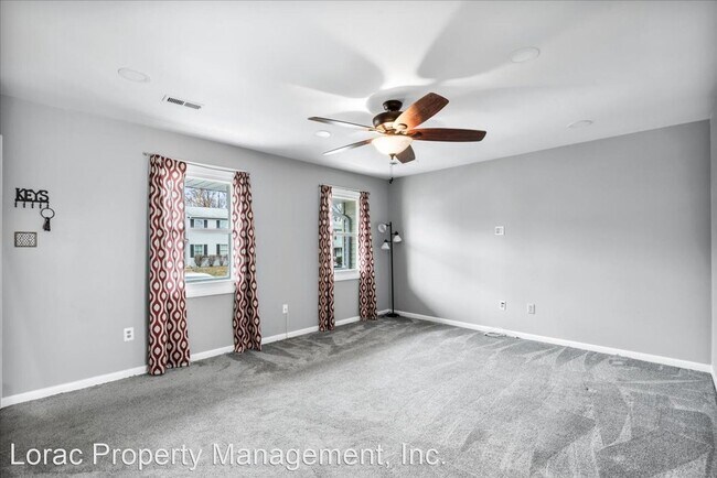 Building Photo - 2 br, 1.5 bath House - 5130 Pecan Drive