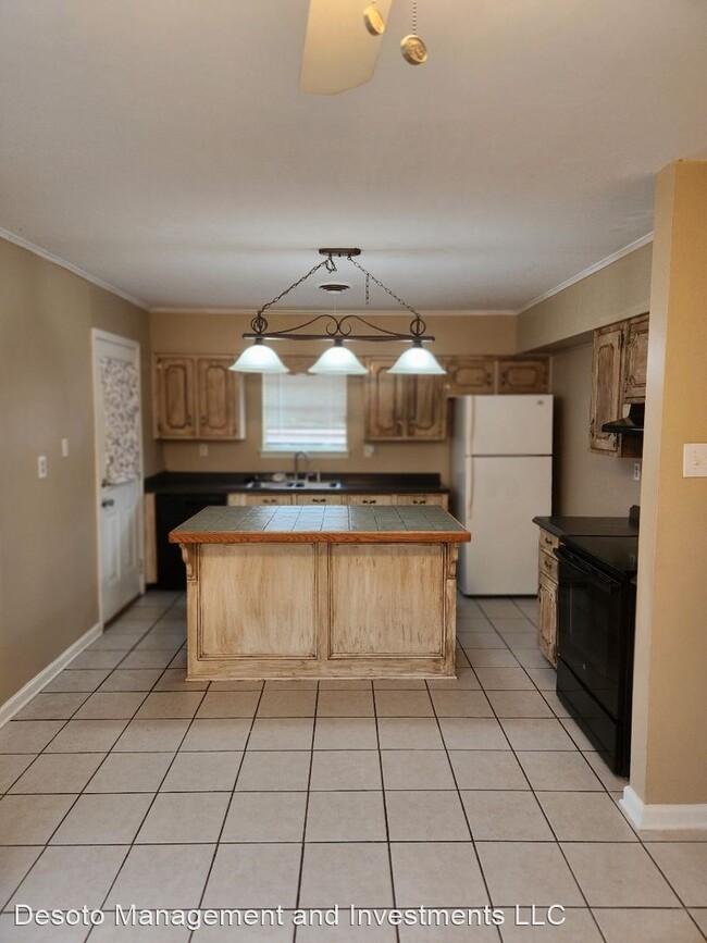 Foto del edificio - 3 br, 1 bath House - 8605 Southaven Circle...