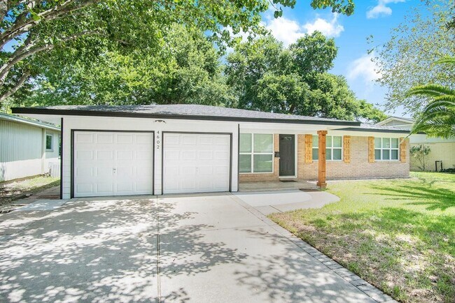 Foto del edificio - 4602 Kinglet St