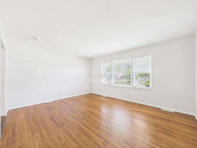 Foto del edificio - 7800 E 91 St