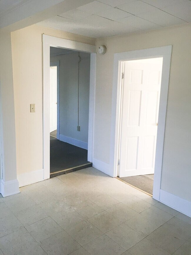 Building Photo - 86-92 Archibald Street