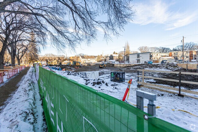 Building Photo - Abbey Park Residences