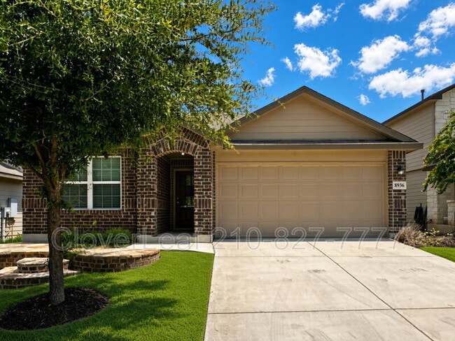 Building Photo - 8936 Taylor Grv