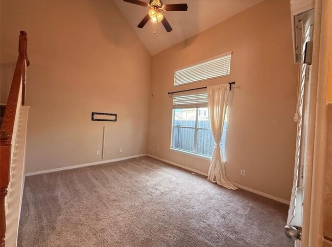 Building Photo - 815 Sterling Creek Cir