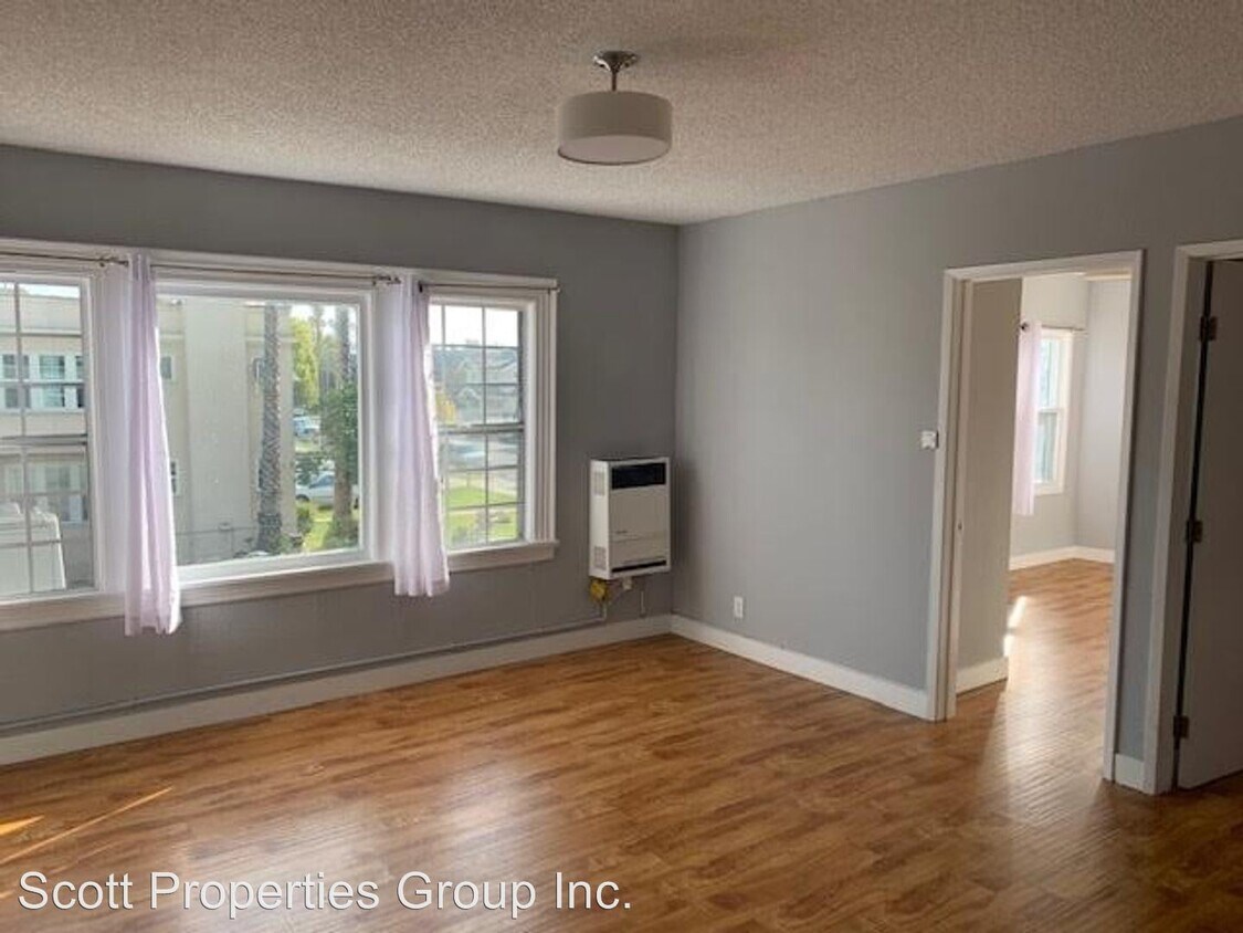 Primary Photo - 1656 S Wilton Pl