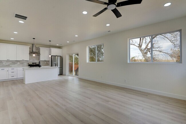 Foto del edificio - 7001 W 48th Ave