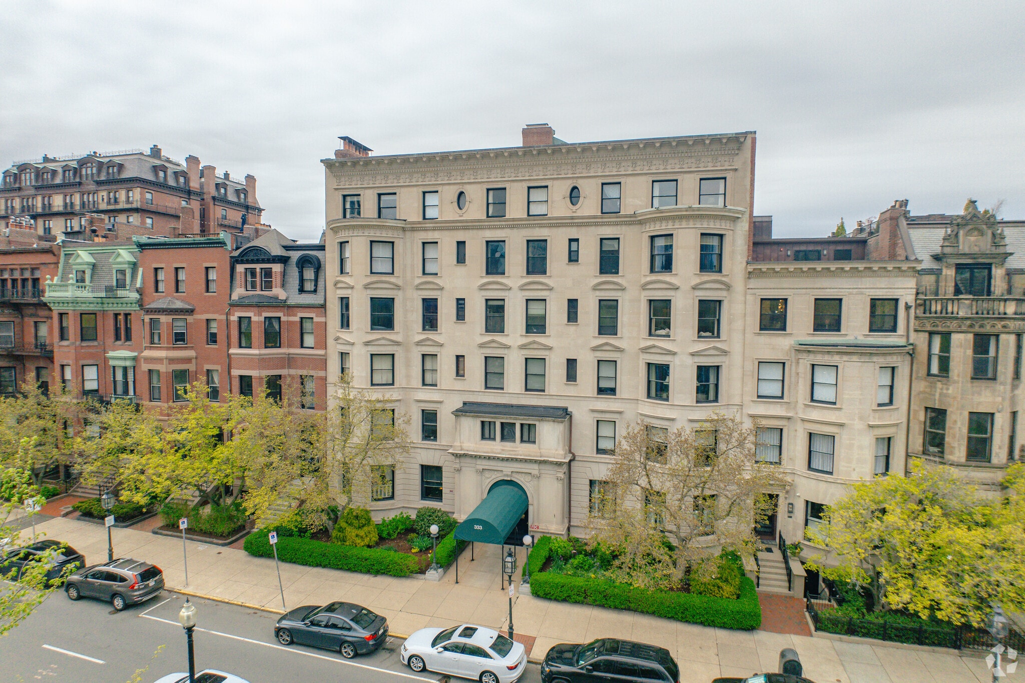 Lafayette Condominiums