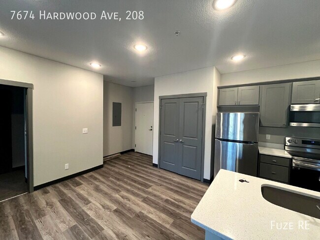 Building Photo - 7674 Hardwood Ave S