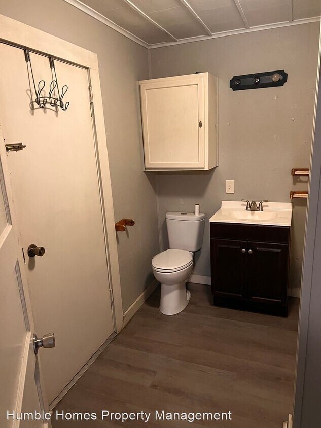 Building Photo - 1 br, 1 bath House - 110 Pace Ave