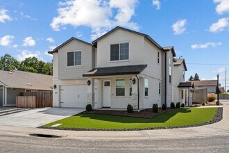 Building Photo - 4 Keoke Ct