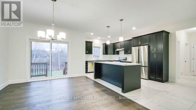 Building Photo - 644 Conservation St